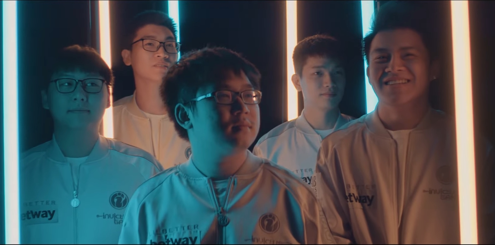 Kết quả hình ảnh cho mdl chengdu major Invictus Gaming